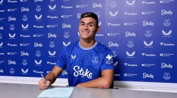 إيفرتون ينفذ خيار شراء الأرجنتيني ألكاراز