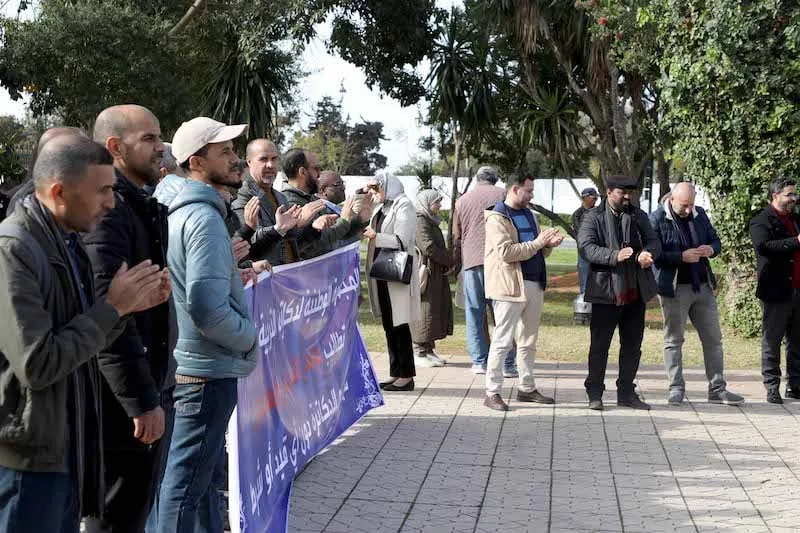 النقابات تزيد من احتجاجاتها بسبب تأخر وزارة التربية في قضية “دكاترة التعليم” النقابات تزيد من احتجاجاتها بسبب تأخر وزارة التربية في قضية “دكاترة التعليم”