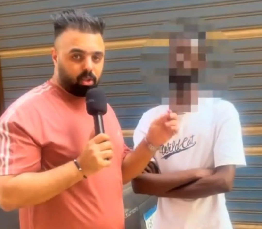 شاهد بالفيديو: شاب سوداني في القاهرة يكشف عن معاناته ويطلب المساعدة بعد أن طردته زوجته من المنزل وحظرت رقمه بسبب عدم قدرته على دفع الإيجار. شاهد بالفيديو: شاب سوداني في القاهرة يكشف عن معاناته ويطلب المساعدة بعد أن طردته زوجته من المنزل وحظرت رقمه بسبب عدم قدرته على دفع الإيجار.