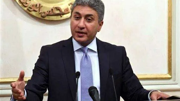وزير السياحة يراقب غرفة عمليات تنظيم حركة السائحين القادمين إلى مصر ويتعاون مع قطاع الطيران بشكل مكثف وزير السياحة يراقب غرفة عمليات تنظيم حركة السائحين القادمين إلى مصر ويتعاون مع قطاع الطيران بشكل مكثف