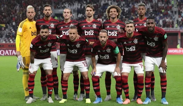 فلامنجو يحقق انتصاراً convincingly على الترجي بهدفين في بداية مشواره بكأس العالم للأندية. فلامنجو يحقق انتصاراً convincingly على الترجي بهدفين في بداية مشواره بكأس العالم للأندية.
