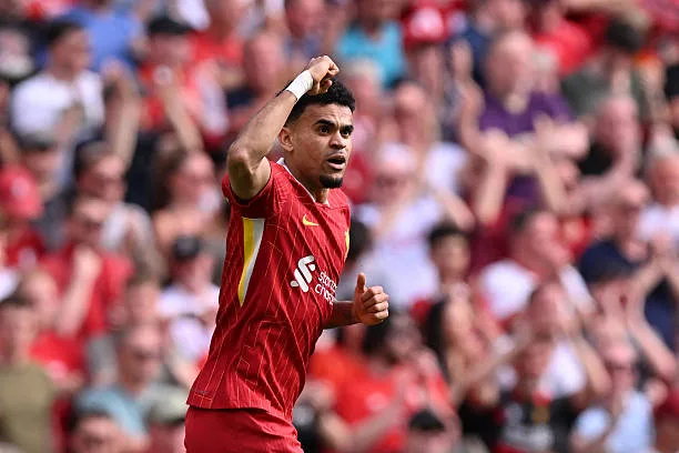 لويس دياز يؤكد استمراره مع ليفربول لويس دياز يؤكد استمراره مع ليفربول