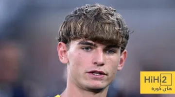 كومو ينتظر إجابة ريال مدريد بخصوص نيكو باز