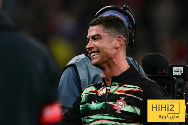 شاهد الفيديو: ملامح الحزن على وجه رونالدو بعد الفوز بدوري الأمم الأوروبية شاهد الفيديو: ملامح الحزن على وجه رونالدو بعد الفوز بدوري الأمم الأوروبية
