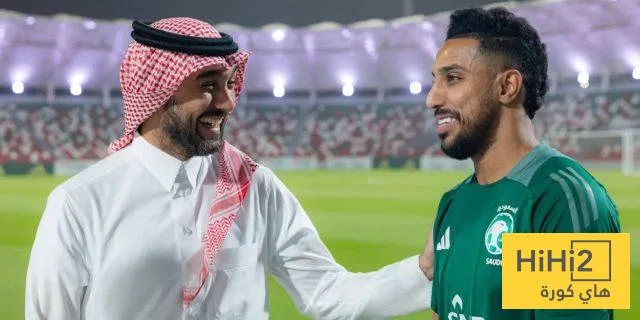 وزير الرياضة يؤازر المنتخب الوطني قبل لقاء أستراليا وزير الرياضة يؤازر المنتخب الوطني قبل لقاء أستراليا
