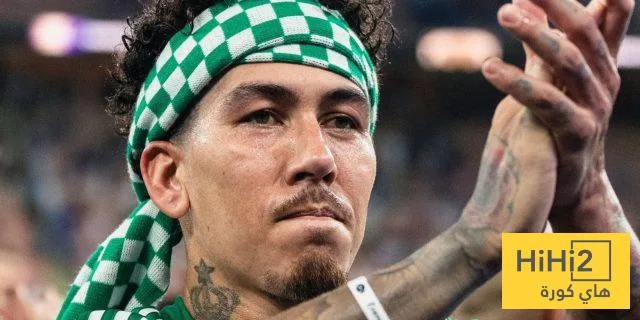 الأهلي يبحث في عرض جديد لضم فيرمينو الأهلي يبحث في عرض جديد لضم فيرمينو