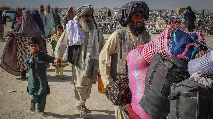 المفوضية العليا لشؤون اللاجئين تلغي أكثر من 3000 وظيفة نتيجة لافتقار التمويل المفوضية العليا لشؤون اللاجئين تلغي أكثر من 3000 وظيفة نتيجة لافتقار التمويل