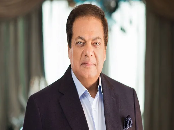أبو العينين: أنا مستعد لتلبية أي طلب من الأهلي حتى لو كان عيني. أبو العينين: أنا مستعد لتلبية أي طلب من الأهلي حتى لو كان عيني.