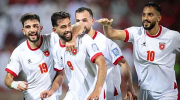 منتخب الأردن يتألق ويحقق الفوز على عمان بثلاثية (صور)