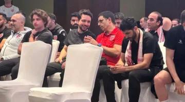 الأمراء حسين وعلي وهاشم مع أبطال منتخب الأردن