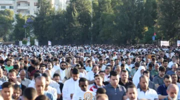 الأردنيون يحتفلون بصلاة عيد الأضحى (صور)