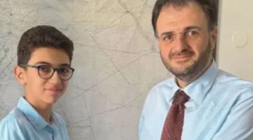 سوريا الحديثة: هذا الطفل يُمثّل وزارة الاتصالات والتقانة.