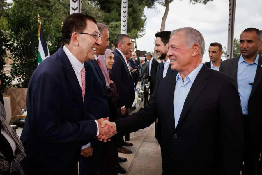 عدنان مقطش يهنئ الملك وولي العهد: احتفالتان مميزتان عدنان مقطش يهنئ الملك وولي العهد: احتفالتان مميزتان