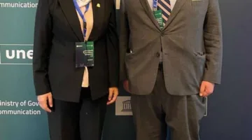 فوز المخادمة من إعلام اليرموك بالمرتبة الثالثة في مسابقة بحثية دولية خلال مؤتمر AEJMC في الولايات المتحدة