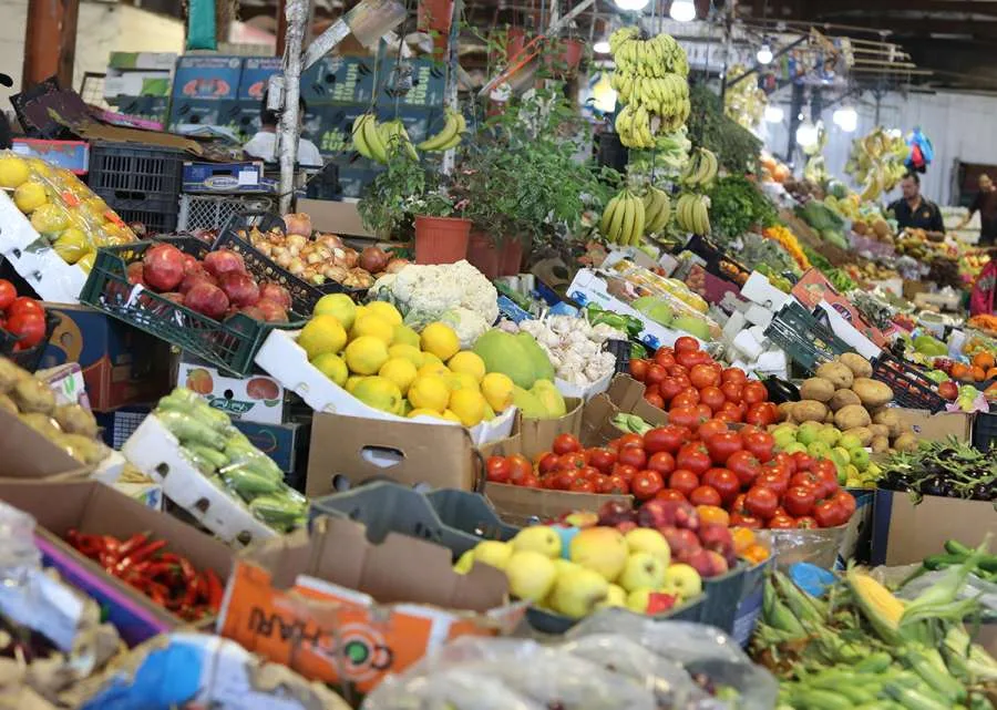 3341 طن من الفواكه والخضروات وصلت إلى السوق المركزي يوم الإثنين 3341 طن من الفواكه والخضروات وصلت إلى السوق المركزي يوم الإثنين