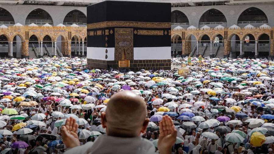 بداية عودة الحجاج الأردنيين ومسلمي 48 بداية عودة الحجاج الأردنيين ومسلمي 48