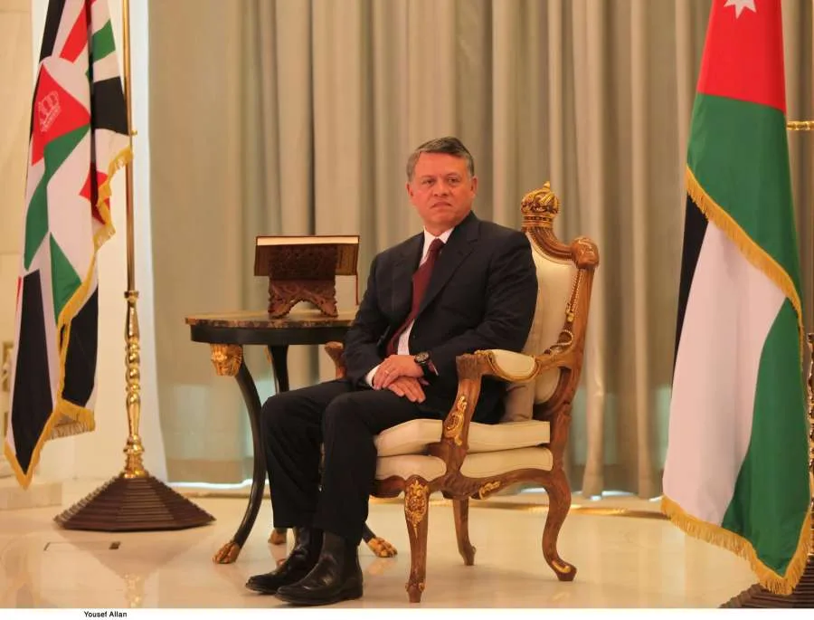 مقطش يبارك الملك بمناسبة عيد الجلوس السادس والعشرين مقطش يبارك الملك بمناسبة عيد الجلوس السادس والعشرين