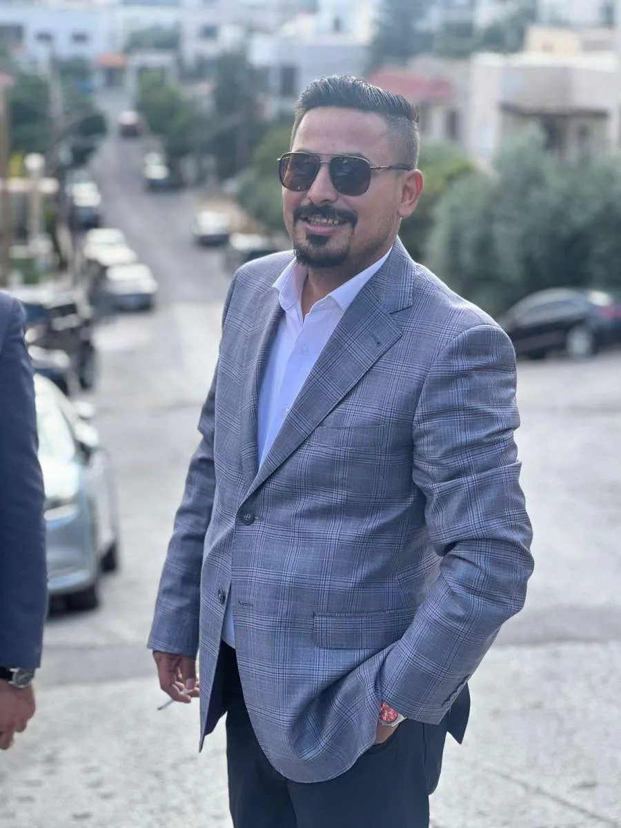 الدعجة يحتفل بتأهل منتخب الأردن إلى بطولة كأس العالم الدعجة يحتفل بتأهل منتخب الأردن إلى بطولة كأس العالم