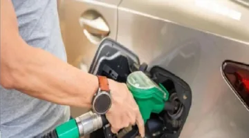 شاهد| العناية الإلهية تقي محطة وقود من مأزق خطير