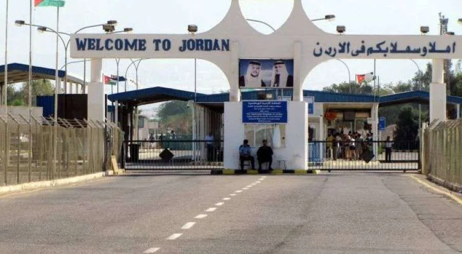 إغلاق جسر الملك حسين من الجهة المقابلة إغلاق جسر الملك حسين من الجهة المقابلة