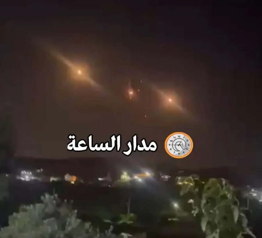 هذا هو شكل صواريخ إيران في سماء غريسا/إربد (فيديوهات) هذا هو شكل صواريخ إيران في سماء غريسا/إربد (فيديوهات)