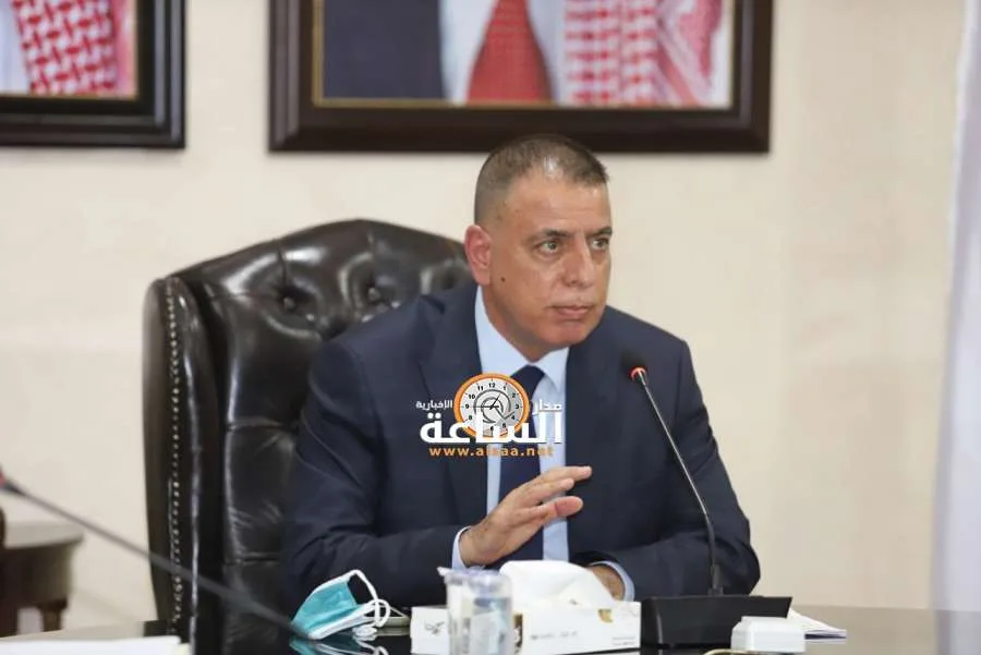 الفراية يطلب من الأردنيين الالتزام التام بالتعليمات: لا داعي للقلق. الفراية يطلب من الأردنيين الالتزام التام بالتعليمات: لا داعي للقلق.