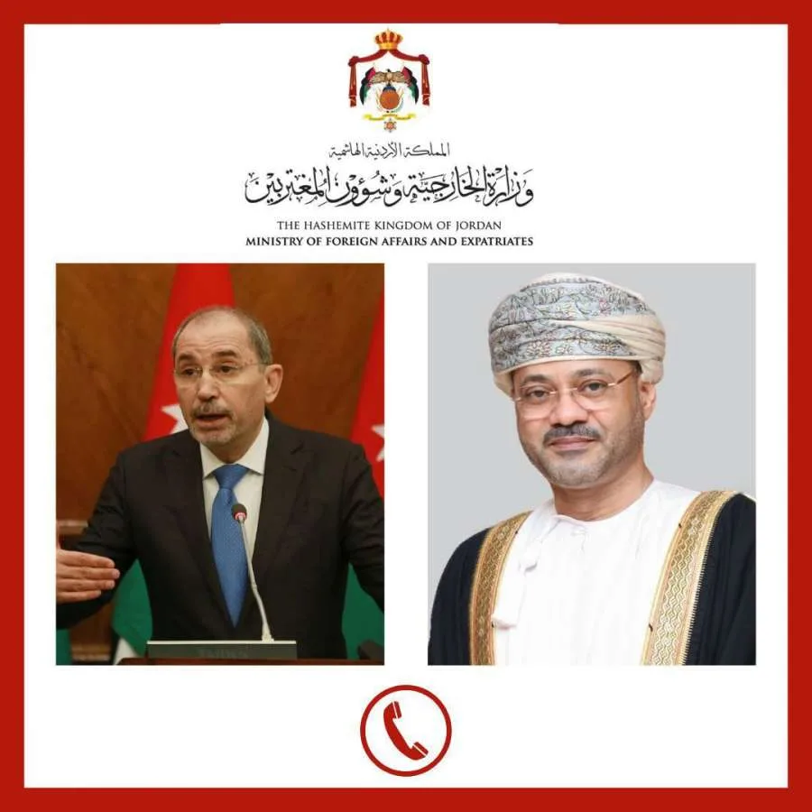 وزير الخارجية ونظيره العماني يسلطان الضوء على المخاطر الناتجة عن استمرار التوترات في المنطقة. وزير الخارجية ونظيره العماني يسلطان الضوء على المخاطر الناتجة عن استمرار التوترات في المنطقة.