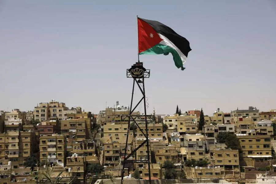 المدير العام لشركة الكهرباء الأردنية: لدينا احتياطي كافٍ من الوقود لتوليد الطاقة الكهربائية | عاجل المدير العام لشركة الكهرباء الأردنية: لدينا احتياطي كافٍ من الوقود لتوليد الطاقة الكهربائية | عاجل