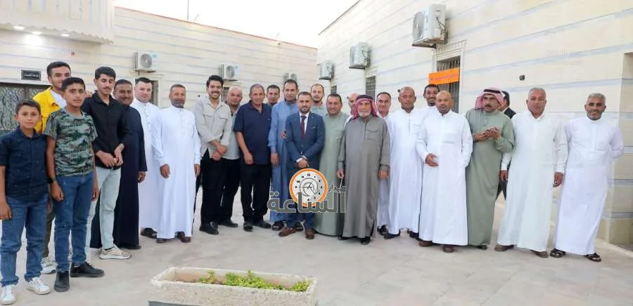 أبناء المرحوم الحاج بركة المشاقبة يحتفلون بزفاف أخيهم فايز (صور) أبناء المرحوم الحاج بركة المشاقبة يحتفلون بزفاف أخيهم فايز (صور)