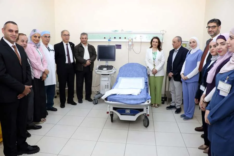 مستشفى الجامعة يستقبل جهاز تصوير بالموجات فوق الصوتية لدعم قسم الطوارئ النسائية مستشفى الجامعة يستقبل جهاز تصوير بالموجات فوق الصوتية لدعم قسم الطوارئ النسائية