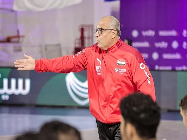 ستاد القاهرة يستقبل مباريات فريق مصر في بطولة العالم لكرة اليد للناشئين. ستاد القاهرة يستقبل مباريات فريق مصر في بطولة العالم لكرة اليد للناشئين.