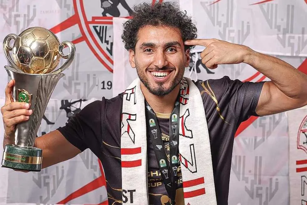 «أبحث عن شخص في بنك قناة السويس».. أحمد حمدي يتهكم على مسؤولي الزمالك بتغريدة جديدة «أبحث عن شخص في بنك قناة السويس».. أحمد حمدي يتهكم على مسؤولي الزمالك بتغريدة جديدة