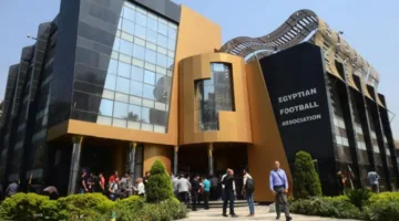 أبو ريدة يكشف عن نتائج اجتماع اتحاد الكرة مع الأندية.. تفاصيل موسم 2026 وأيام الراحة قبل المنافسات القارية.