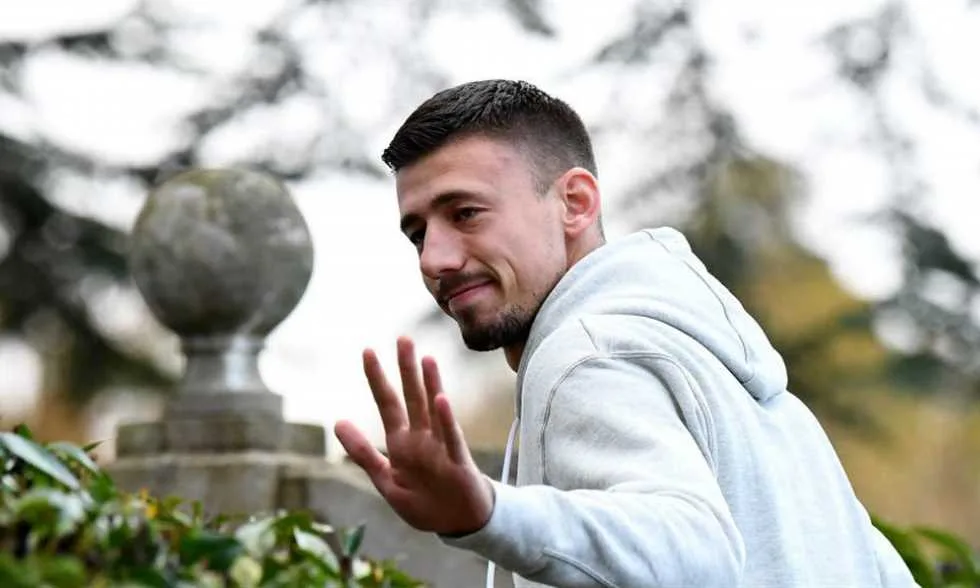 أتليتكو مدريد يتعاقد مع مدافع برشلونة بعد إنهاء عقده مع النادي الكتالوني أتليتكو مدريد يتعاقد مع مدافع برشلونة بعد إنهاء عقده مع النادي الكتالوني