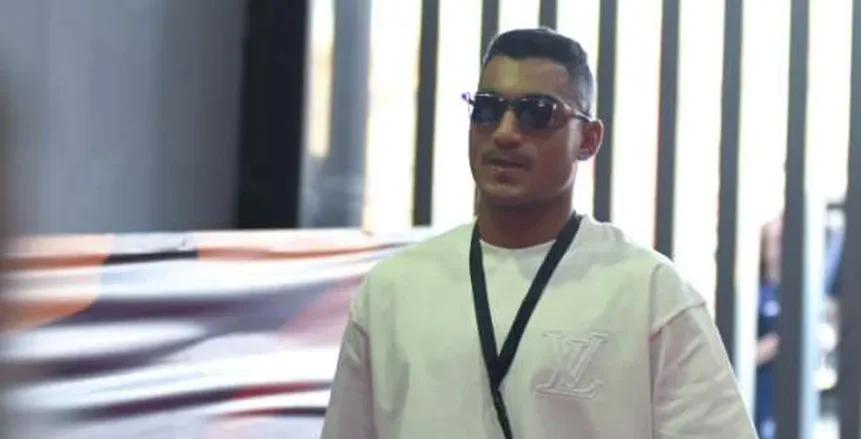 أحداث صباحية في الأهلي: قرار مصيري حول إمام عاشور وعرض استثنائي لمصطفى محمد.