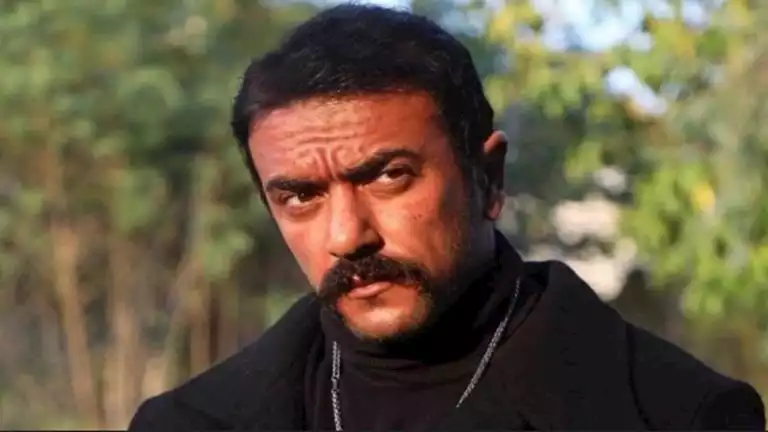 أحمد العوضي يوقع عقد بطولة فيلم جديد من إنتاج السبكي أحمد العوضي يوقع عقد بطولة فيلم جديد من إنتاج السبكي