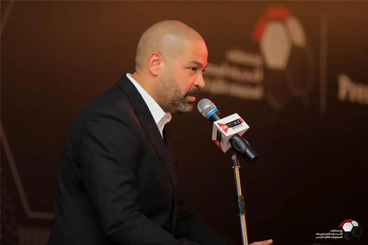 أحمد دياب يشرح دوافع تغيير موعد بدء الدوري المصري 2025-2026.
