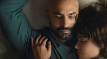 أحمد فهمي shaved head.. إصدار ملصق مسلسل «220 يوم»