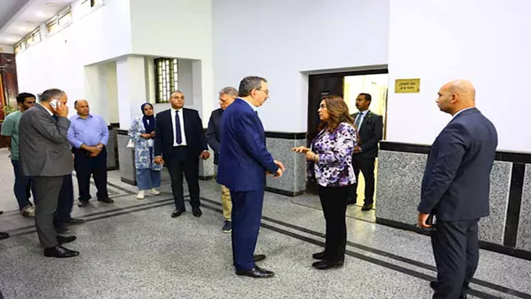 أرحموا المواطنين: تفاصيل زيارة وزيرة التنمية المحلية المفاجئة إلى حي عابد أرحموا المواطنين: تفاصيل زيارة وزيرة التنمية المحلية المفاجئة إلى حي عابد