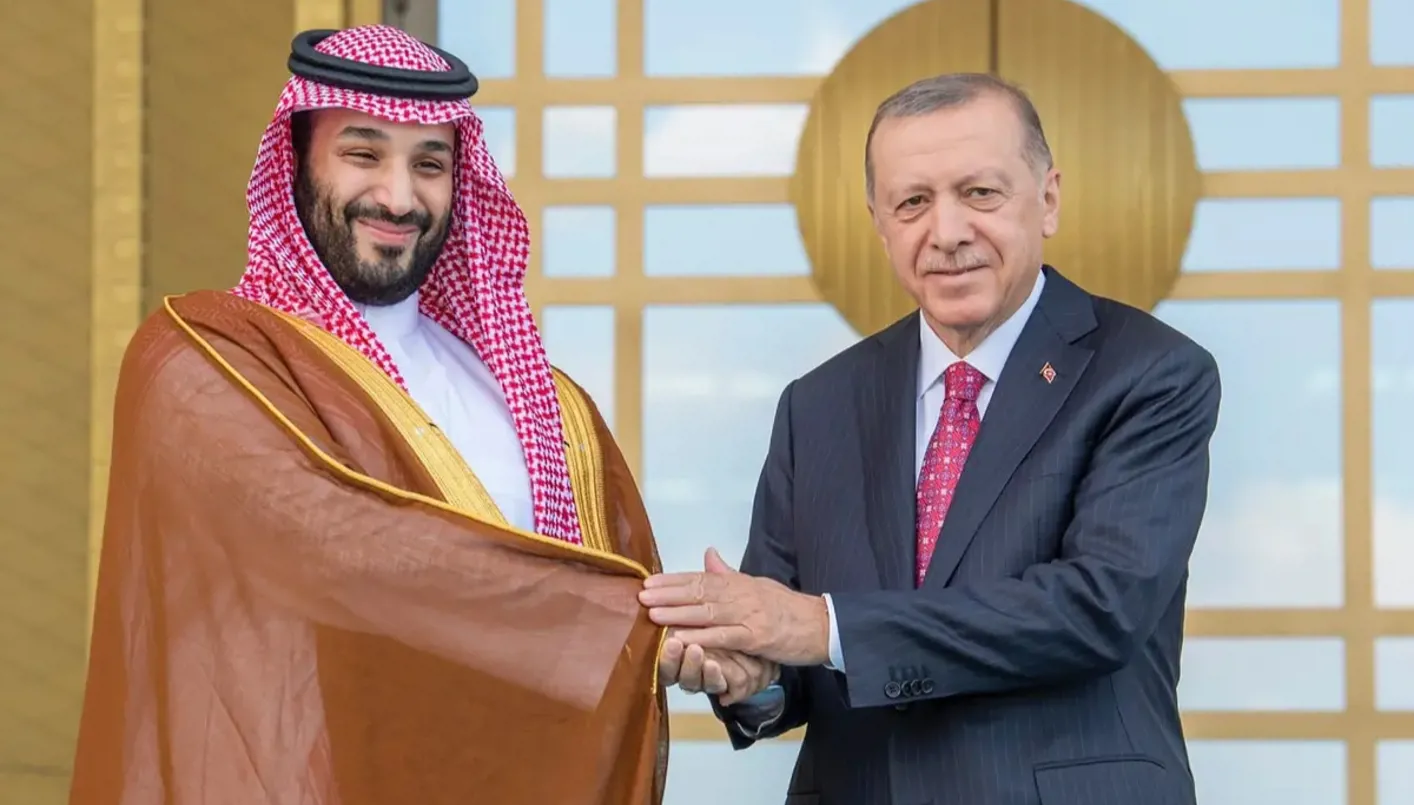 أردوغان لولي العهد السعودي: حكومة نتنياهو تشكل أبرز خطر على استقرار الشرق الأوسط أردوغان لولي العهد السعودي: حكومة نتنياهو تشكل أبرز خطر على استقرار الشرق الأوسط