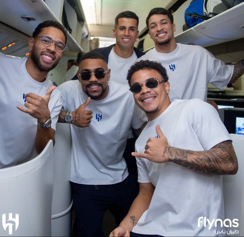 أسباب غياب 7 لاعبين عن رحلة الهلال إلى أمريكا أسباب غياب 7 لاعبين عن رحلة الهلال إلى أمريكا
