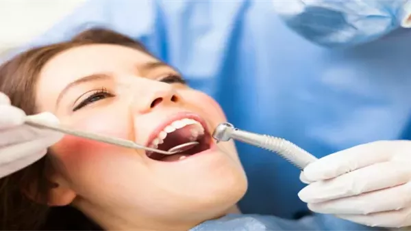 أستاذ في الكبد ينبه: محلات الحلاقة وعيادات الأسنان تسهم في انتشار فيروس بي وسي