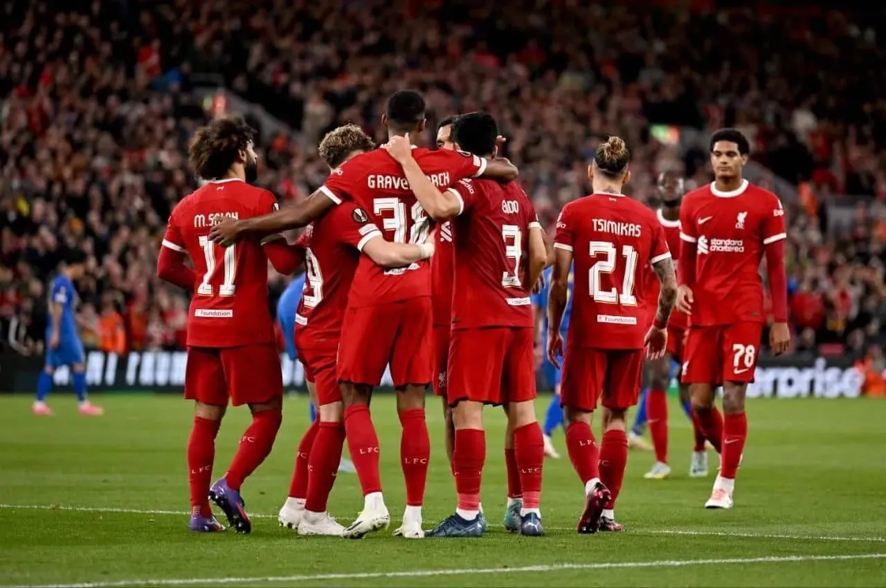 أسطورة ليفربول في مواجهة ضمن عرض موسيقي من تأليف الذكاء الاصطناعي أسطورة ليفربول في مواجهة ضمن عرض موسيقي من تأليف الذكاء الاصطناعي