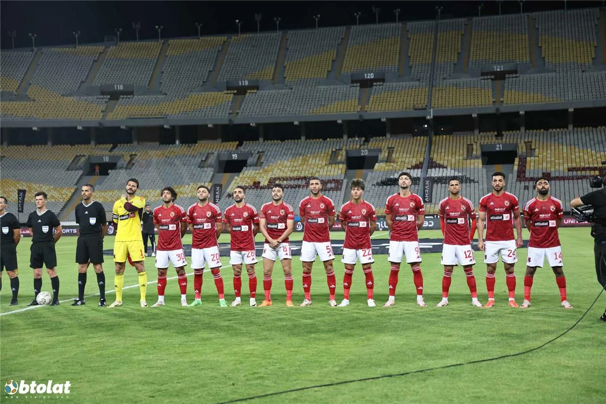أسطورة هولندا: الأهلي لديه فرصة كبيرة في كأس العالم للأندية.. ويتساءل سؤالاً مهماً أسطورة هولندا: الأهلي لديه فرصة كبيرة في كأس العالم للأندية.. ويتساءل سؤالاً مهماً