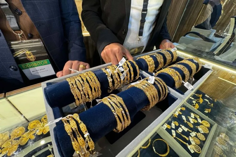 أسعار الذهب في سوريا اليوم الثلاثاء: عيار 21 يصل إلى 877 ألف ليرة أسعار الذهب في سوريا اليوم الثلاثاء: عيار 21 يصل إلى 877 ألف ليرة