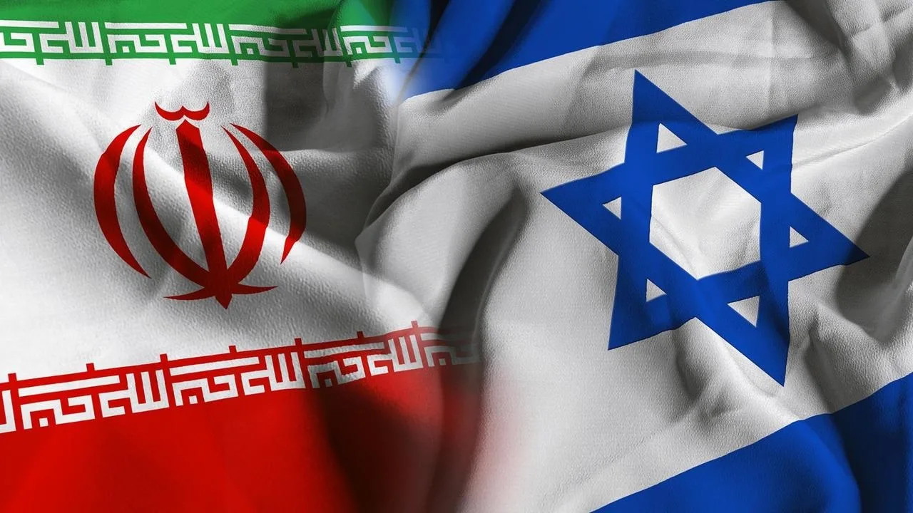 “أسوشيتيد برس”: تزايد التوتر بين إسرائيل وإيران يضع ضغوطاً إضافية على الأسعار العالمية “أسوشيتيد برس”: تزايد التوتر بين إسرائيل وإيران يضع ضغوطاً إضافية على الأسعار العالمية