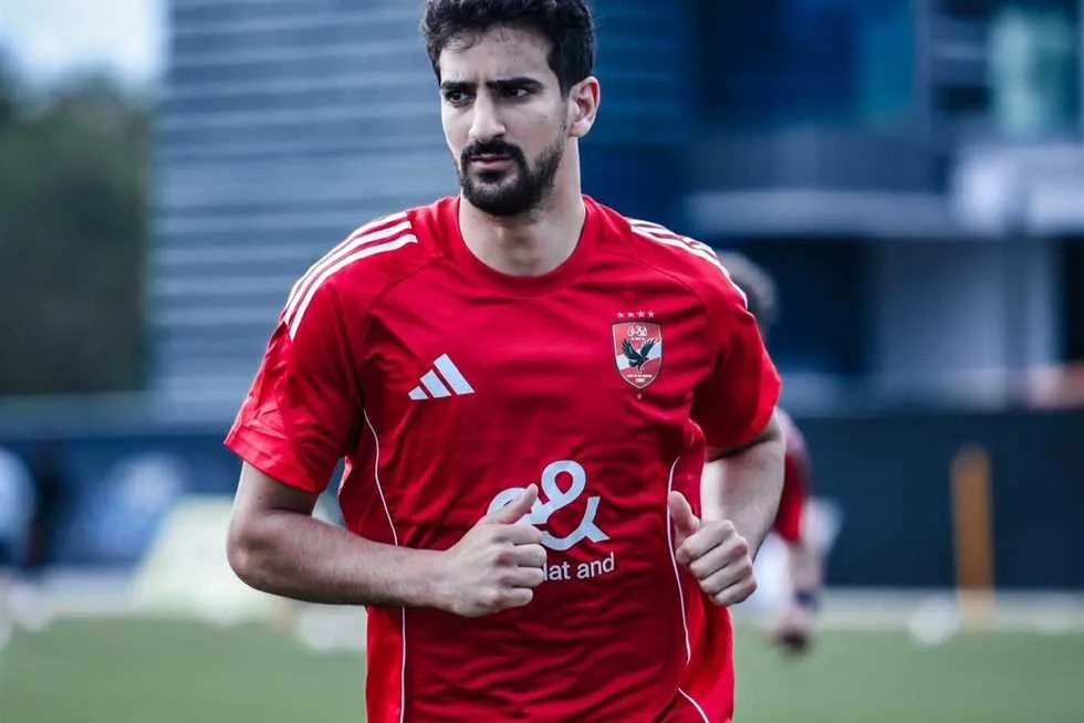 «أقفال».. فيفا يعبر عن إعجابه بثلاثي الأهلي قبل بداية كأس العالم «أقفال».. فيفا يعبر عن إعجابه بثلاثي الأهلي قبل بداية كأس العالم