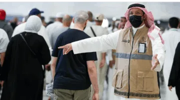 أكثر من 1.2 مليون شخص استفادوا من خدمات الإرشاد والفرق التوجيهية في المسجد الحرام خلال موسم الحج 1446هـ.