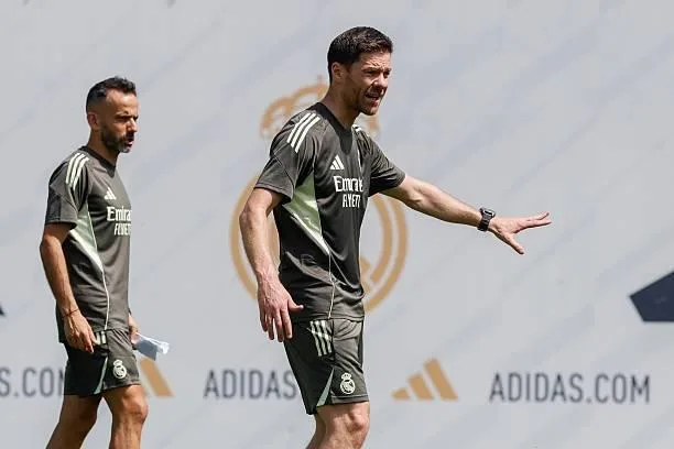 ألونسو: مدريد جاهز للقتال من أجل بطولة كأس العالم للأندية ألونسو: مدريد جاهز للقتال من أجل بطولة كأس العالم للأندية