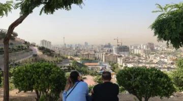 أمة متعبة من الأزمات… الإيرانيون يتهيأون لاعتداءات إسرائيلية جديدة بمشاعر مختلطة من الغضب والفزع.